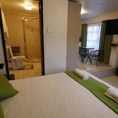 Thula Du Estate - One Bed Apartment 姆巴巴内 外观 照片